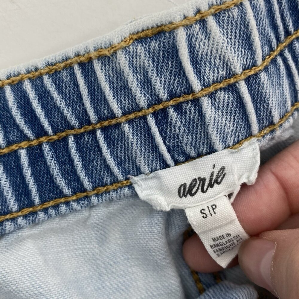 Aerie Size Small Acid Wash Denim Cut Off Shorts - Picture 3 of 11